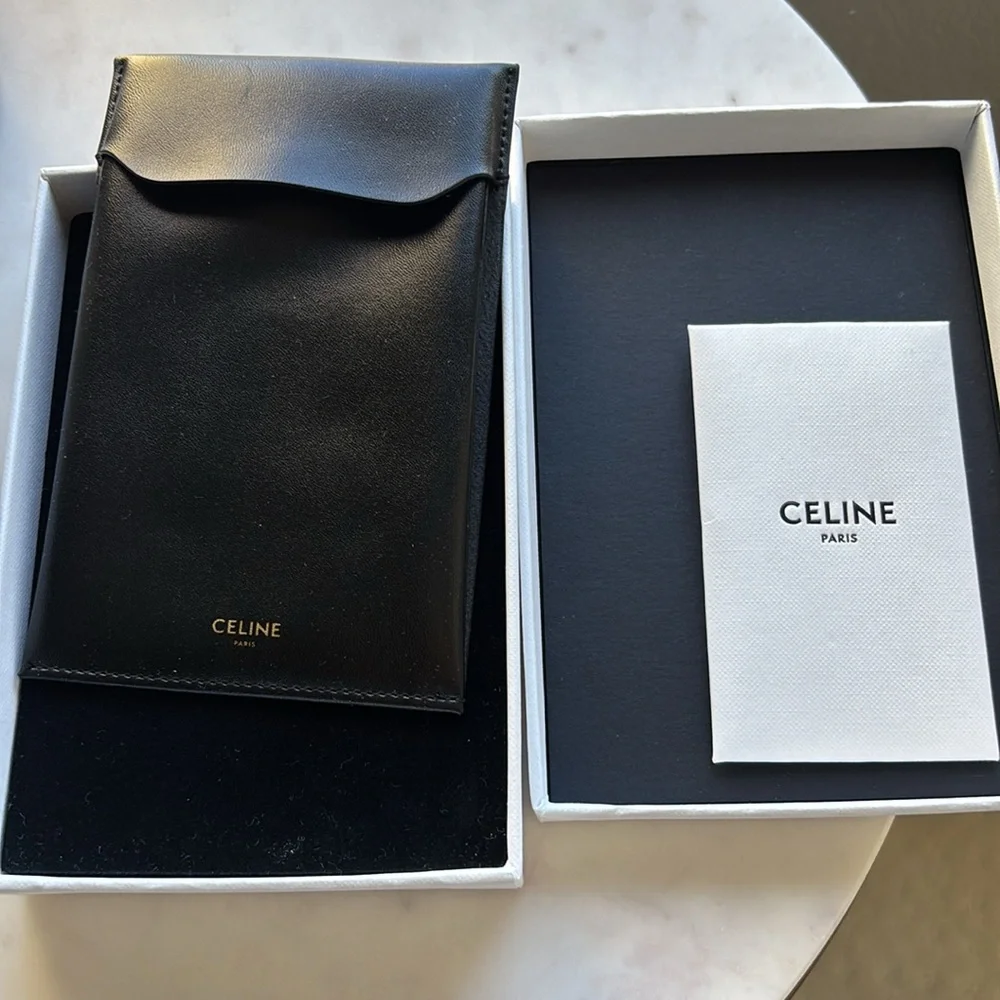 Celine KNOT EXTRA-THIN BRACELET IN BRASS WITH RHODIUM FINISH - Picture 8 of 9